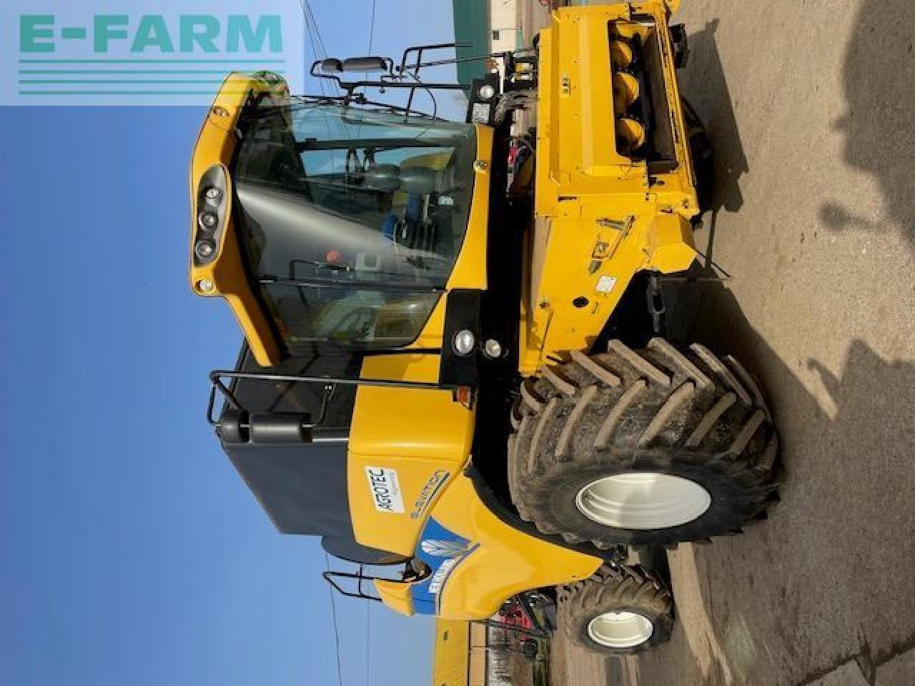 New Holland CX6090 - Kombajn harvester: slika 3 New Holland CX6090 - Kombajn harvester: slika 3