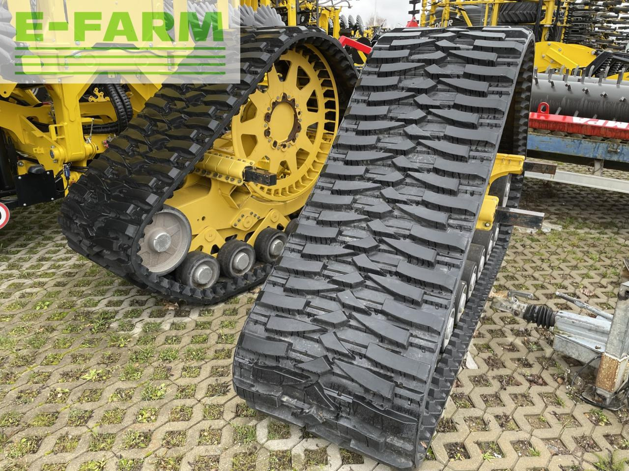 New Holland Mattracks TA 9000-HD - Kombajn harvester: slika 3 New Holland Mattracks TA 9000-HD - Kombajn harvester: slika 3