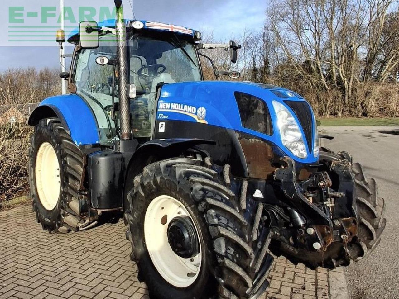 New Holland T7 200 - Traktor: slika 2 New Holland T7 200 - Traktor: slika 2