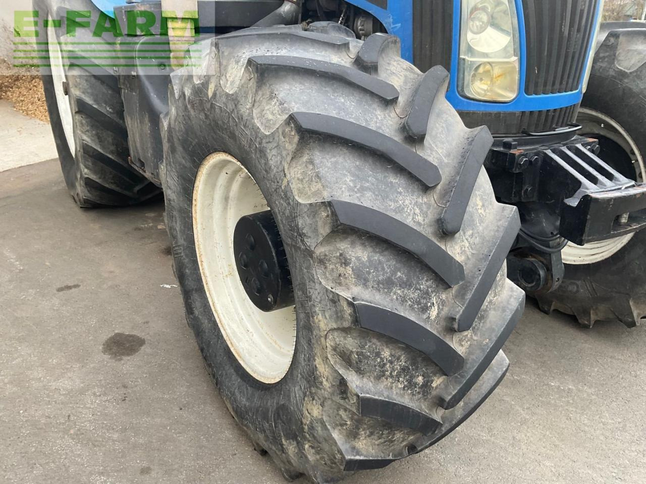 Traktor New Holland TG 285: slika 10