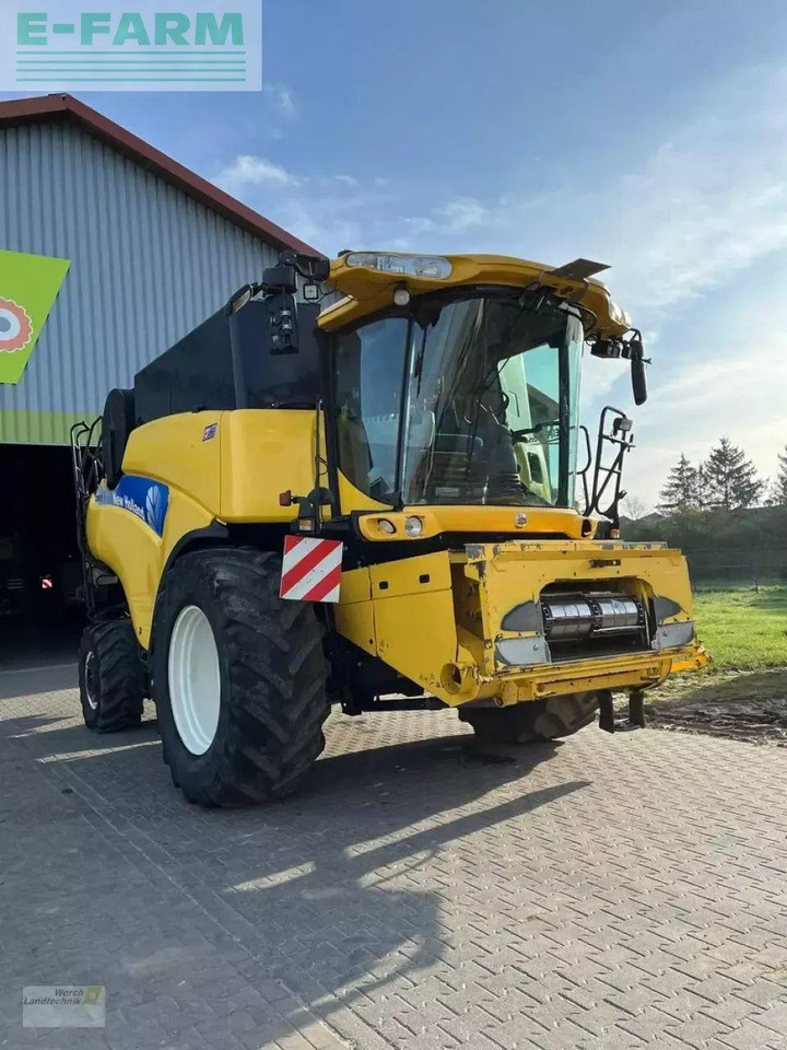 New Holland cr 9070 - Kombajn harvester: slika 3 New Holland cr 9070 - Kombajn harvester: slika 3