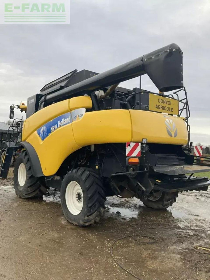 New Holland cr 9070 - Kombajn harvester: slika 3 New Holland cr 9070 - Kombajn harvester: slika 3