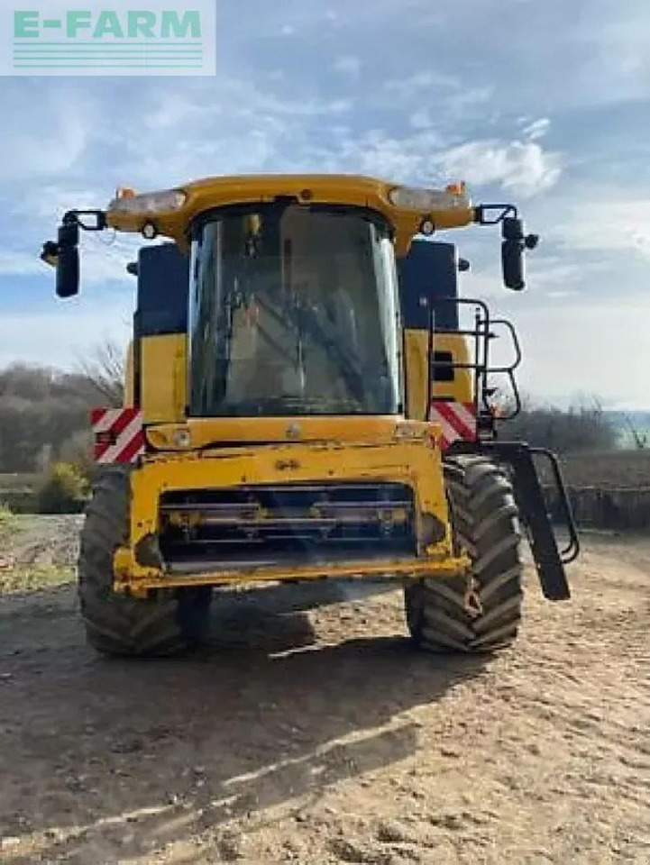 New Holland cx 8090 - Kombajn harvester: slika 3 New Holland cx 8090 - Kombajn harvester: slika 3