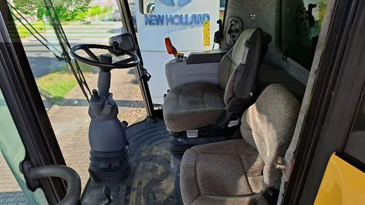 Kombajn harvester New Holland cx 840: slika 6