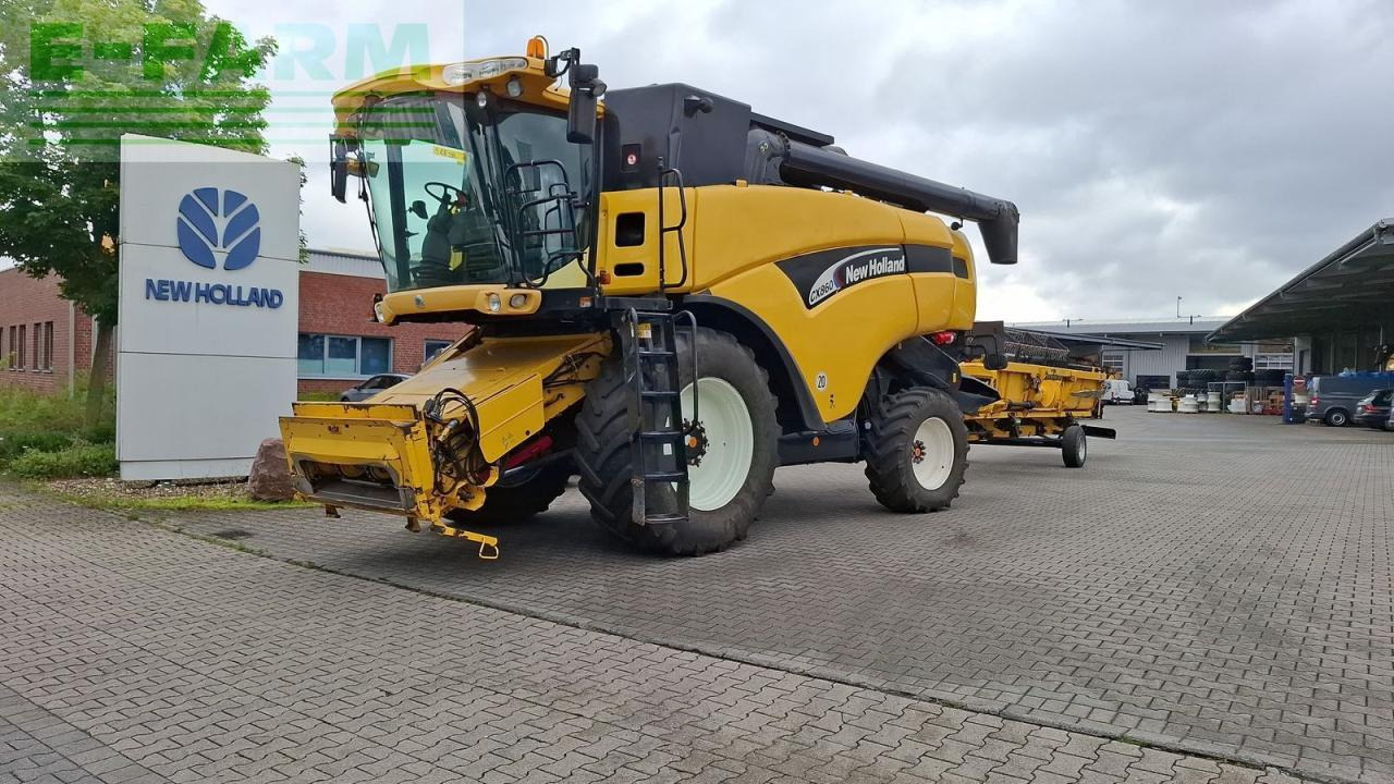New Holland cx 860 / cx860 4x4 allrad - Kombajn harvester: slika 1 New Holland cx 860 / cx860 4x4 allrad - Kombajn harvester: slika 1