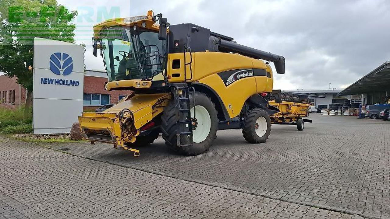 New Holland cx 860 / cx860 4x4 allrad - Kombajn harvester: slika 1 New Holland cx 860 / cx860 4x4 allrad - Kombajn harvester: slika 1