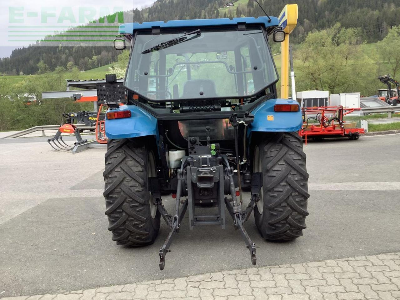 New Holland l 65 dt / 4835 de luxe - Traktor: slika 5 New Holland l 65 dt / 4835 de luxe - Traktor: slika 5