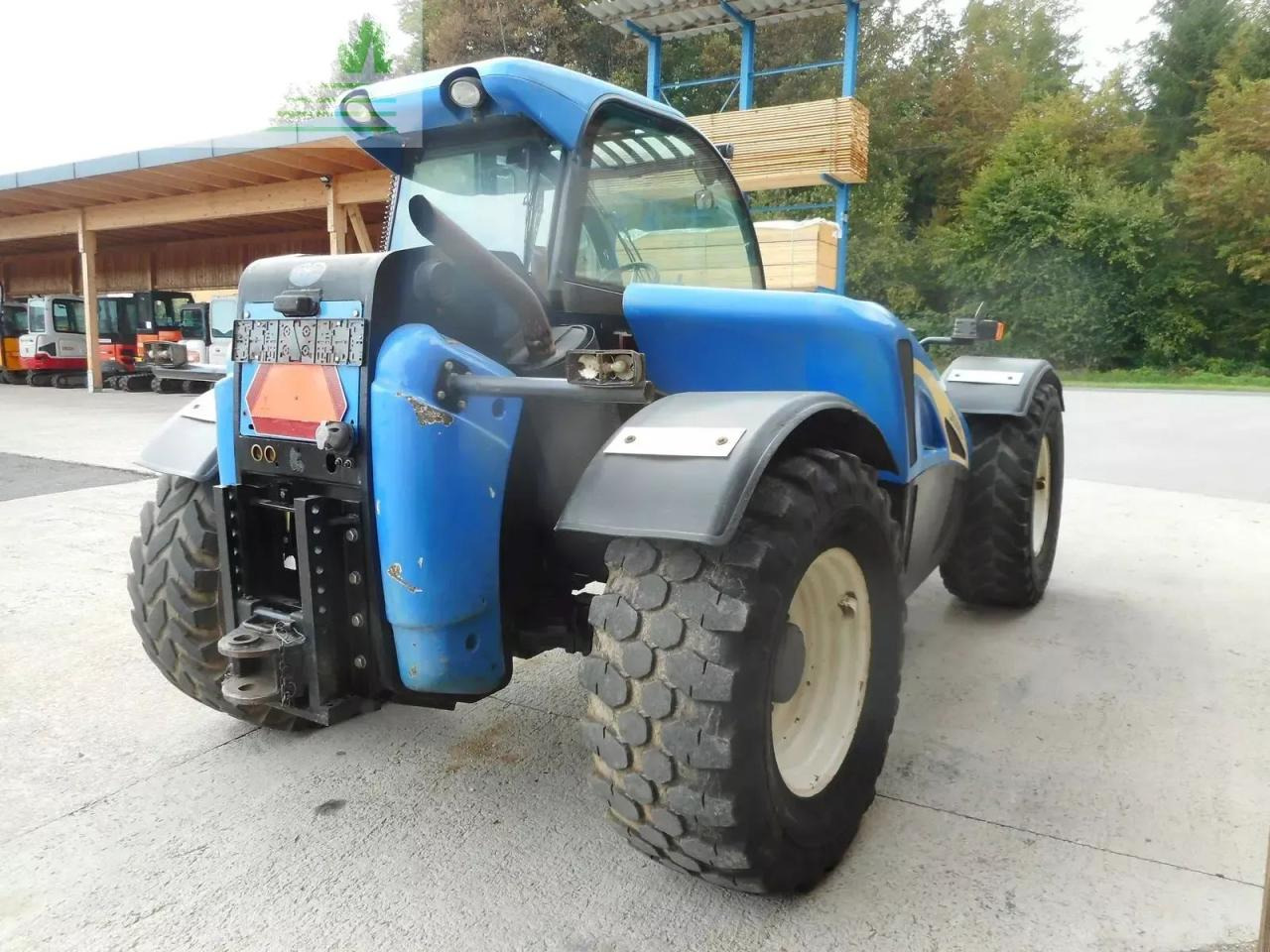New Holland lm5060 ( 7,1m 4t ) - Teleskopski viličar: slika 4 New Holland lm5060 ( 7,1m 4t ) - Teleskopski viličar: slika 4