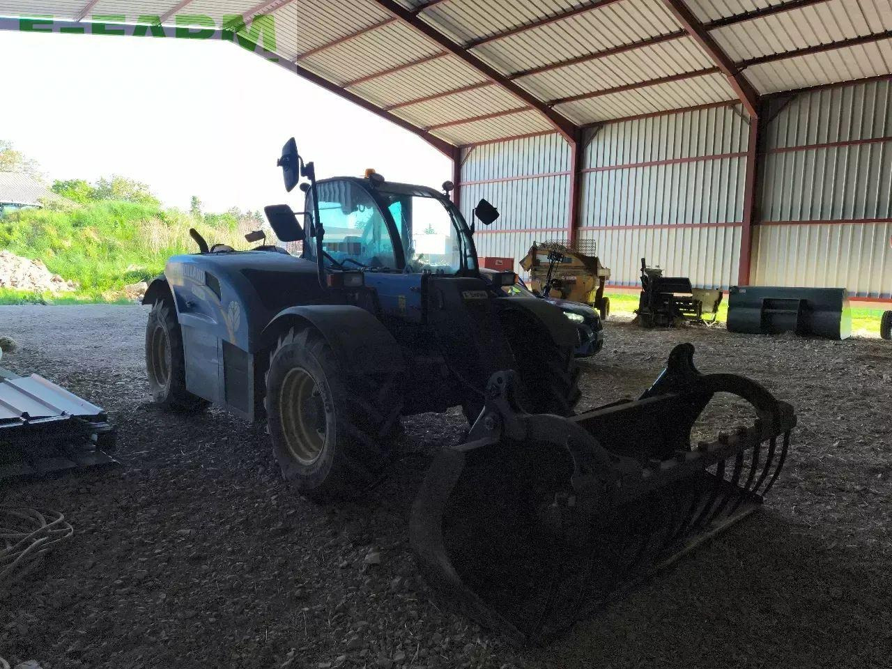 New Holland lm7.35 - Teleskopski viličar: slika 4 New Holland lm7.35 - Teleskopski viličar: slika 4