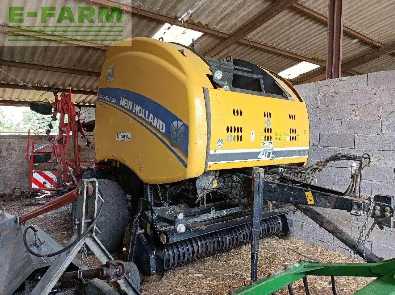 New Holland rb 180 superfeed - Balirka za kvadratne bale: slika 1 New Holland rb 180 superfeed - Balirka za kvadratne bale: slika 1