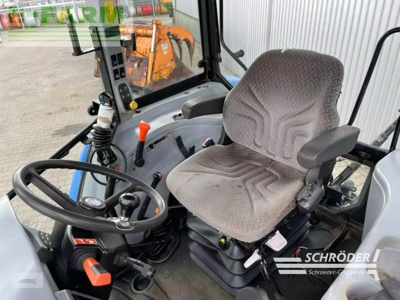 Traktor New Holland t 5050: slika 10