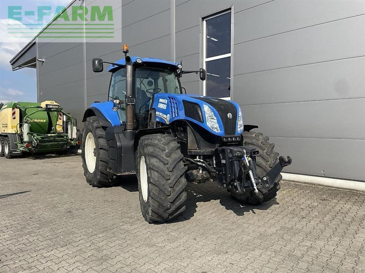 New Holland t 8.390 - Traktor: slika 1 New Holland t 8.390 - Traktor: slika 1