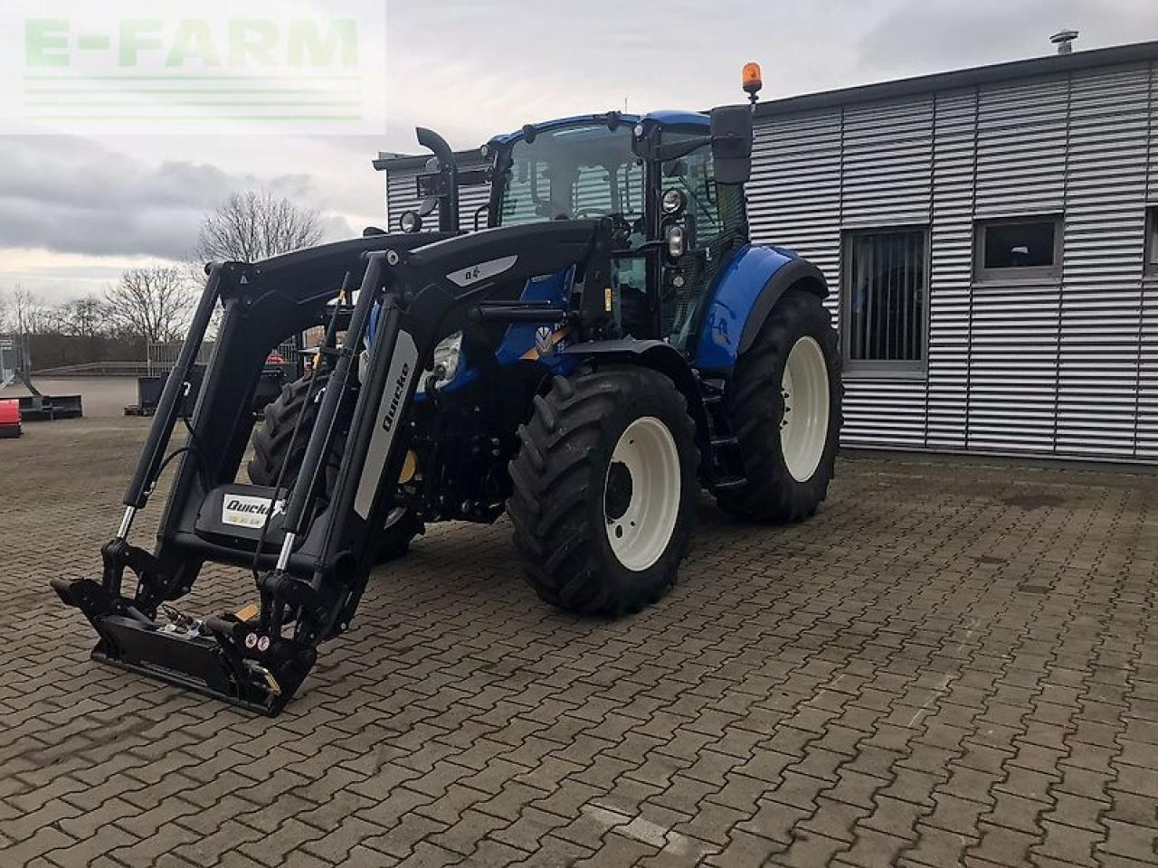 New Holland t5.100 ec tier4b my 18 EC - Traktor: slika 1 New Holland t5.100 ec tier4b my 18 EC - Traktor: slika 1
