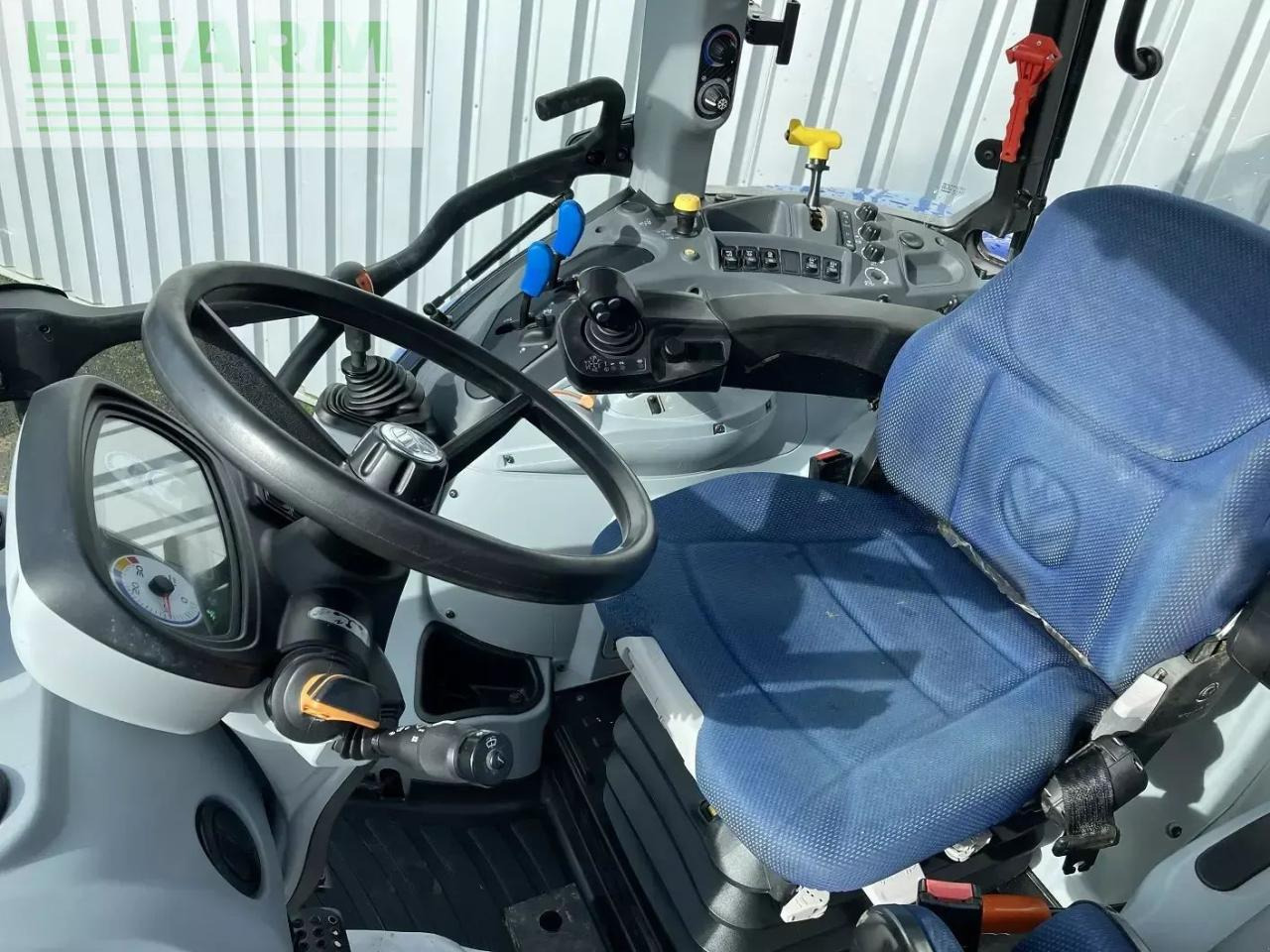 Traktor New Holland t5.100 evolution: slika 9