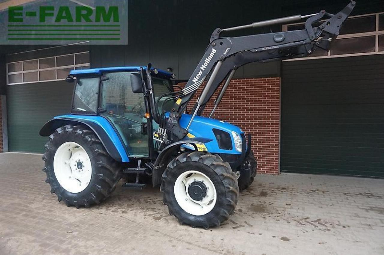 New Holland t5040 nur 860 std. - Traktor: slika 1 New Holland t5040 nur 860 std. - Traktor: slika 1