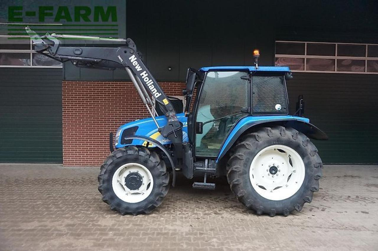 New Holland t5040 nur 860 std. - Traktor: slika 5 New Holland t5040 nur 860 std. - Traktor: slika 5