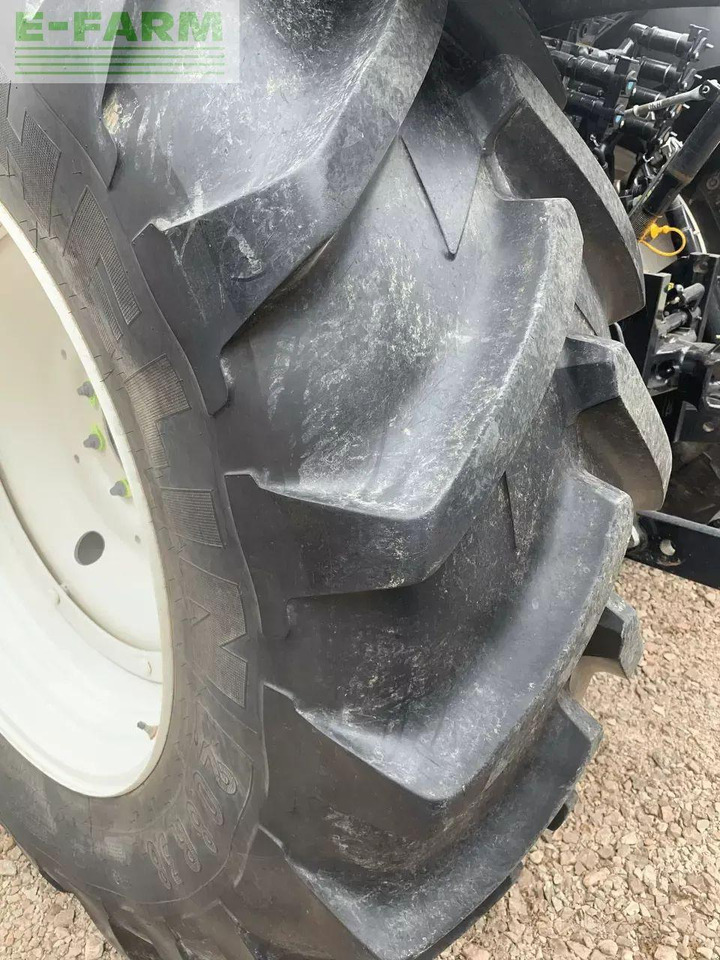 New Holland t6.165 autocommand t4b - Traktor: slika 3 New Holland t6.165 autocommand t4b - Traktor: slika 3