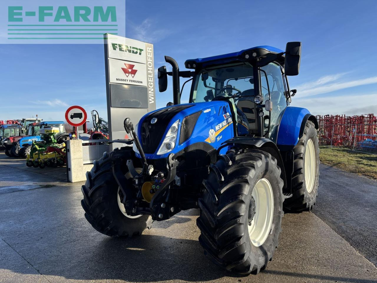 New Holland t6.180 auto command (stage v) - Traktor: slika 1 New Holland t6.180 auto command (stage v) - Traktor: slika 1