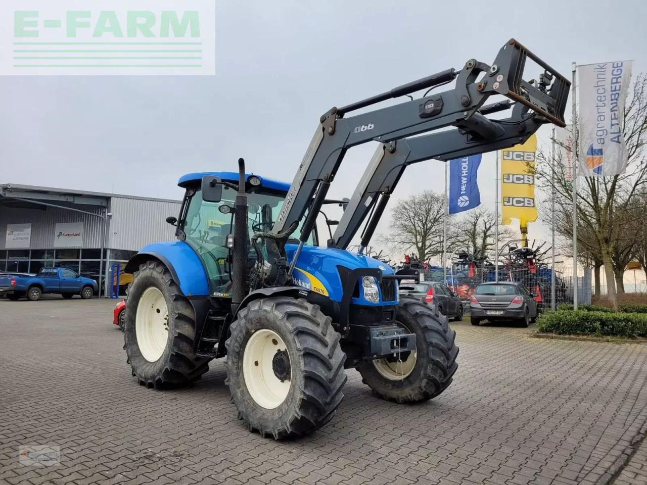 New Holland t6070 elite Elite - Traktor: slika 2 New Holland t6070 elite Elite - Traktor: slika 2