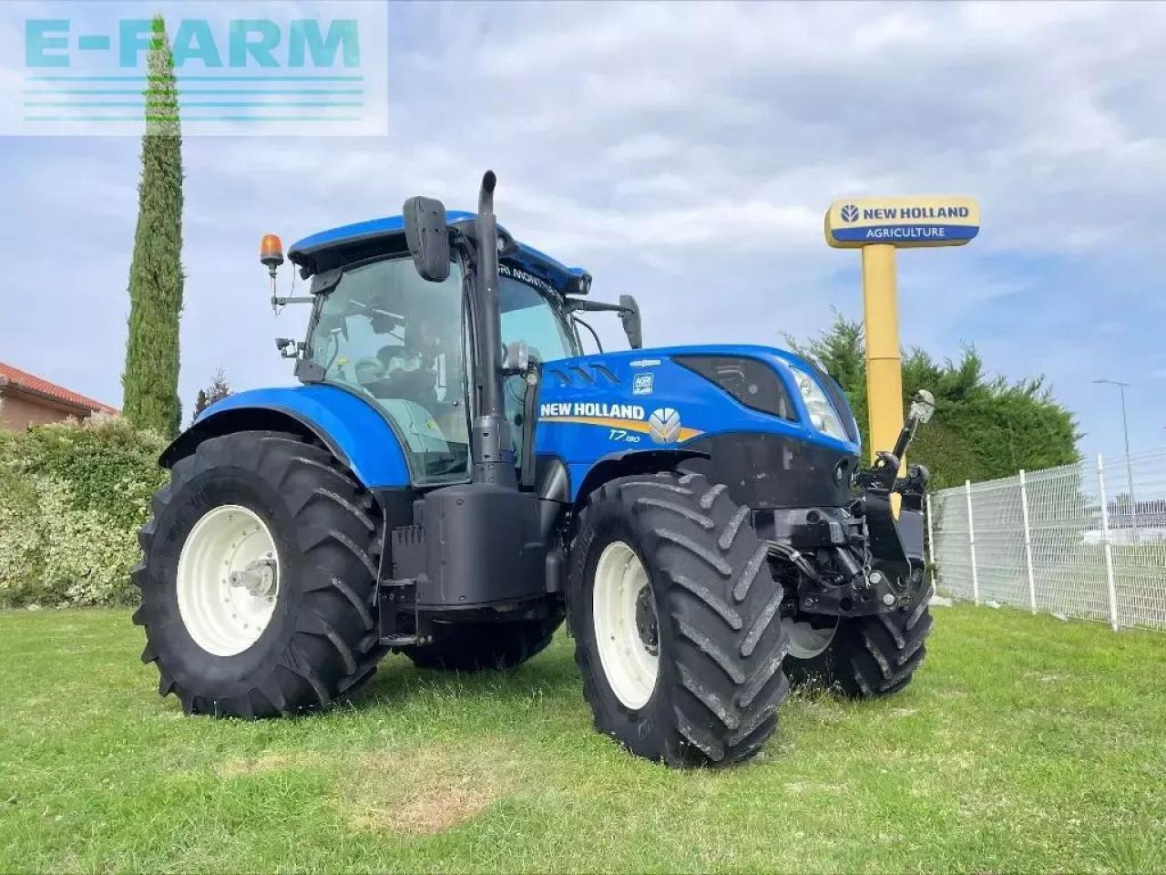 New Holland t7.190 - Traktor: slika 1 New Holland t7.190 - Traktor: slika 1