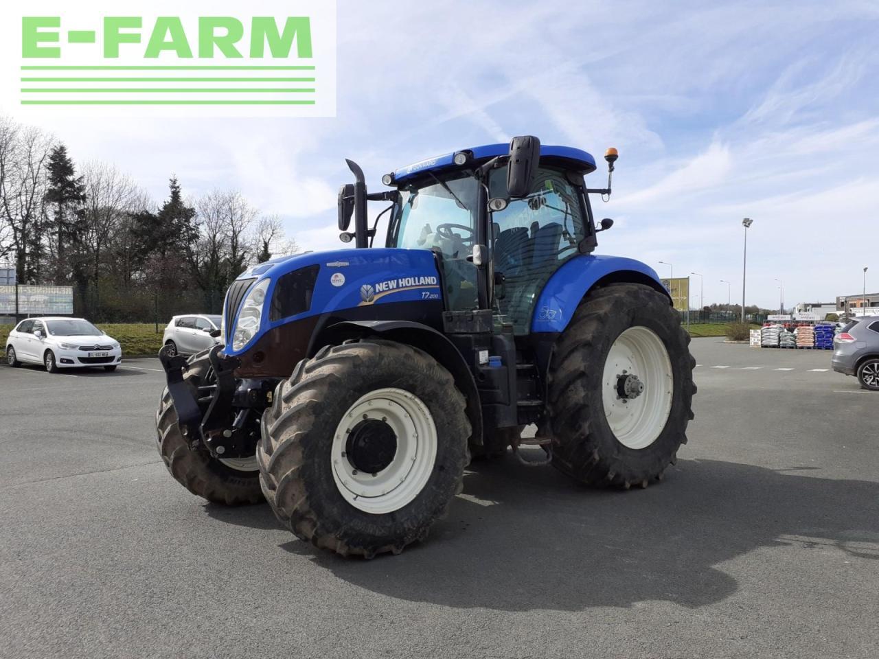 New Holland t7 200 - Traktor: slika 4 New Holland t7 200 - Traktor: slika 4