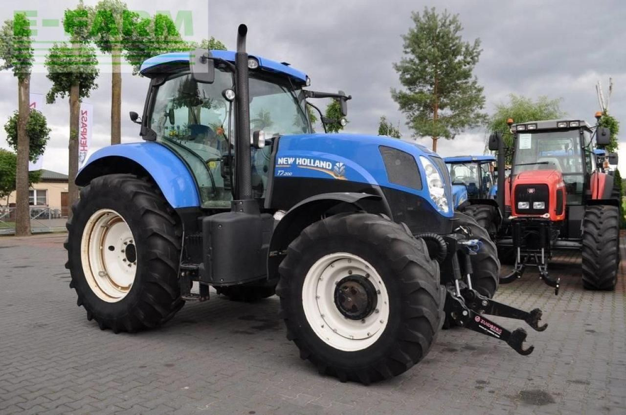 New Holland t7.200 rangecommand / price with tax / - Traktor: slika 3 New Holland t7.200 rangecommand / price with tax / - Traktor: slika 3