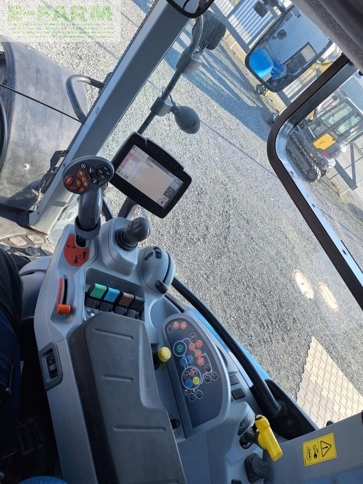 Traktor New Holland t7.210 ac: slika 6