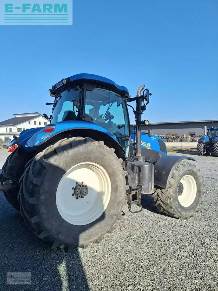 New Holland t7.210 ac - Traktor: slika 2 New Holland t7.210 ac - Traktor: slika 2