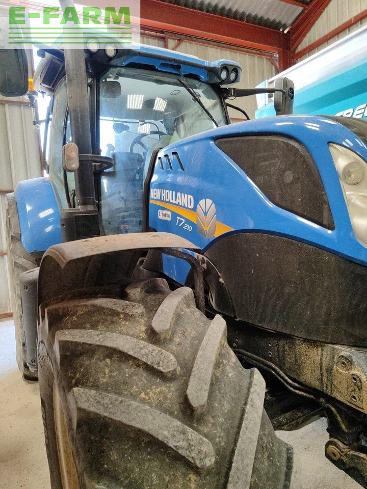New Holland t7.210 pc classic - Traktor: slika 2 New Holland t7.210 pc classic - Traktor: slika 2