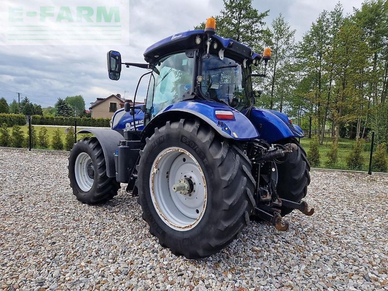 New Holland t7.225 autocommand blue power - Traktor: slika 4 New Holland t7.225 autocommand blue power - Traktor: slika 4