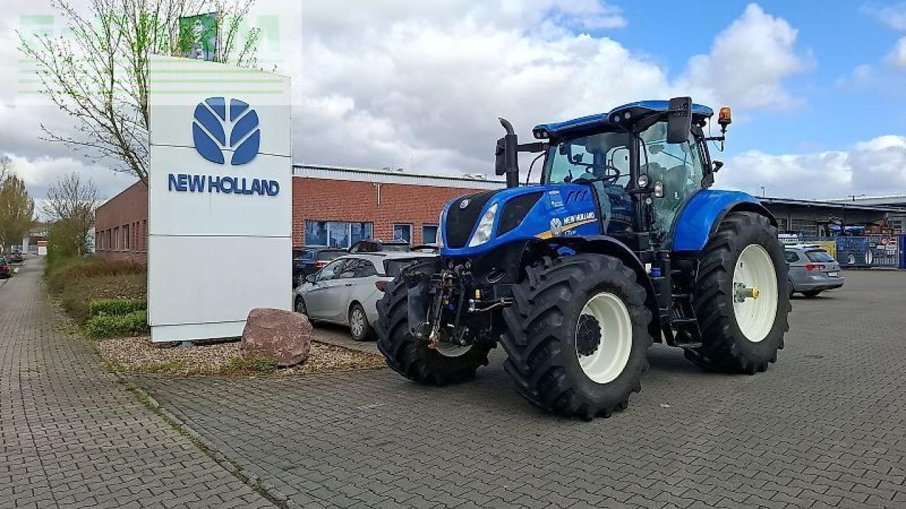New Holland t7.230 ac - Traktor: slika 2 New Holland t7.230 ac - Traktor: slika 2