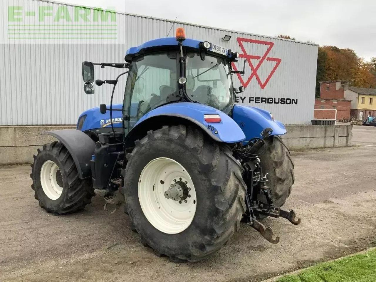 New Holland t7.250 - Traktor: slika 4 New Holland t7.250 - Traktor: slika 4