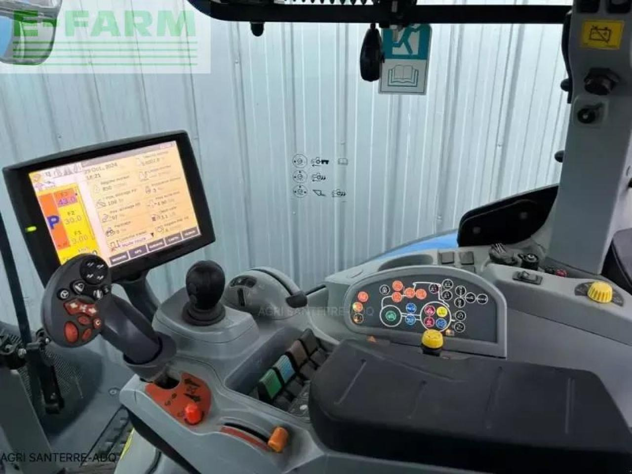 New Holland t7.315 - Traktor: slika 4 New Holland t7.315 - Traktor: slika 4