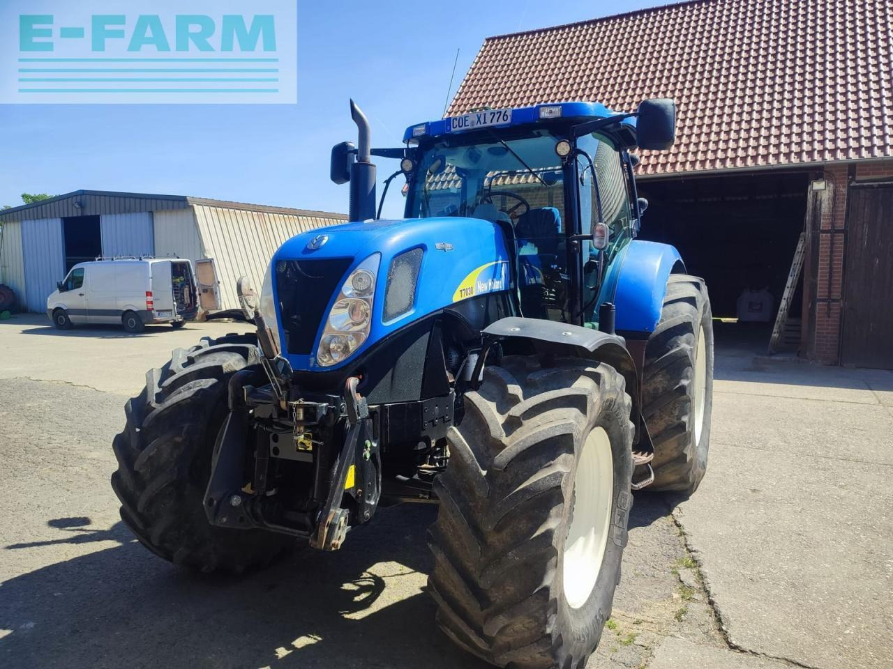 New Holland t7030 ac AC - Traktor: slika 2 New Holland t7030 ac AC - Traktor: slika 2