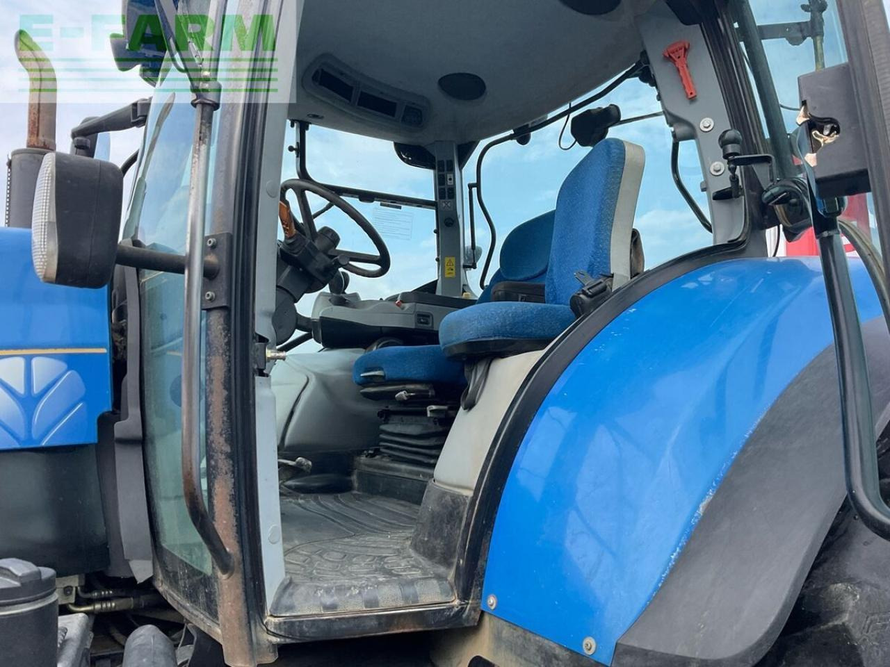 New Holland t7050 - Traktor: slika 5 New Holland t7050 - Traktor: slika 5
