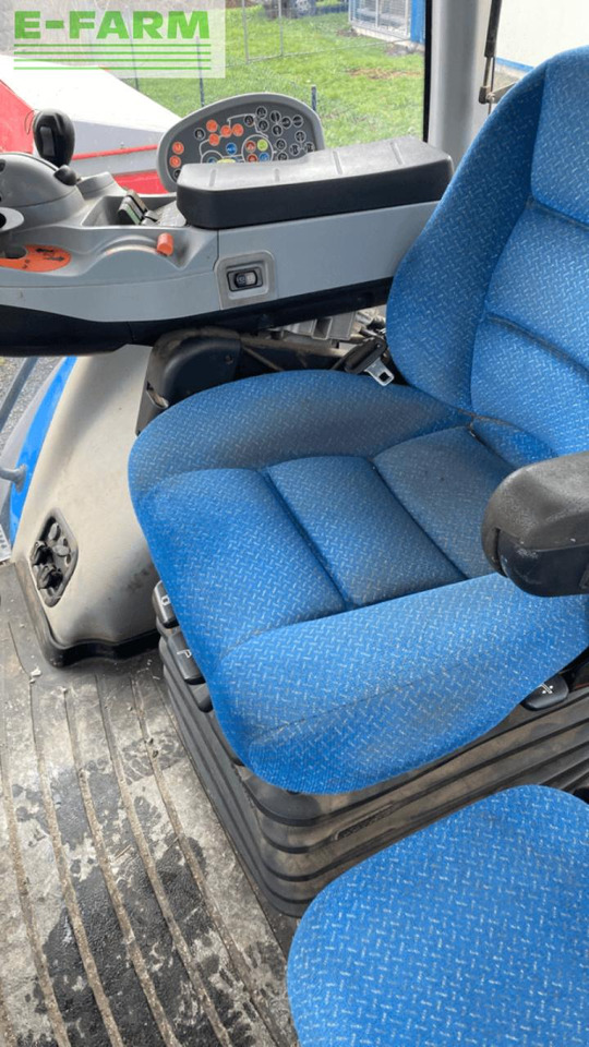 New Holland t8.350 genesis ac s5 Genesis - Traktor: slika 2 New Holland t8.350 genesis ac s5 Genesis - Traktor: slika 2
