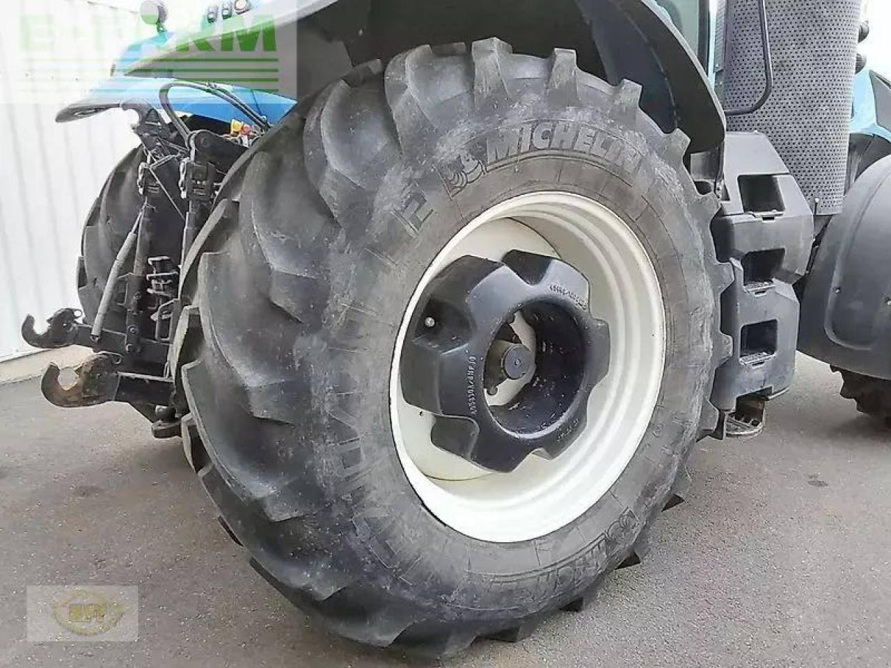 New Holland t8.410 uc UC - Traktor: slika 5 New Holland t8.410 uc UC - Traktor: slika 5