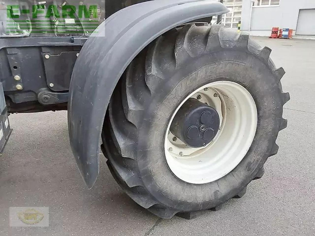 New Holland t8.410 uc UC - Traktor: slika 3 New Holland t8.410 uc UC - Traktor: slika 3