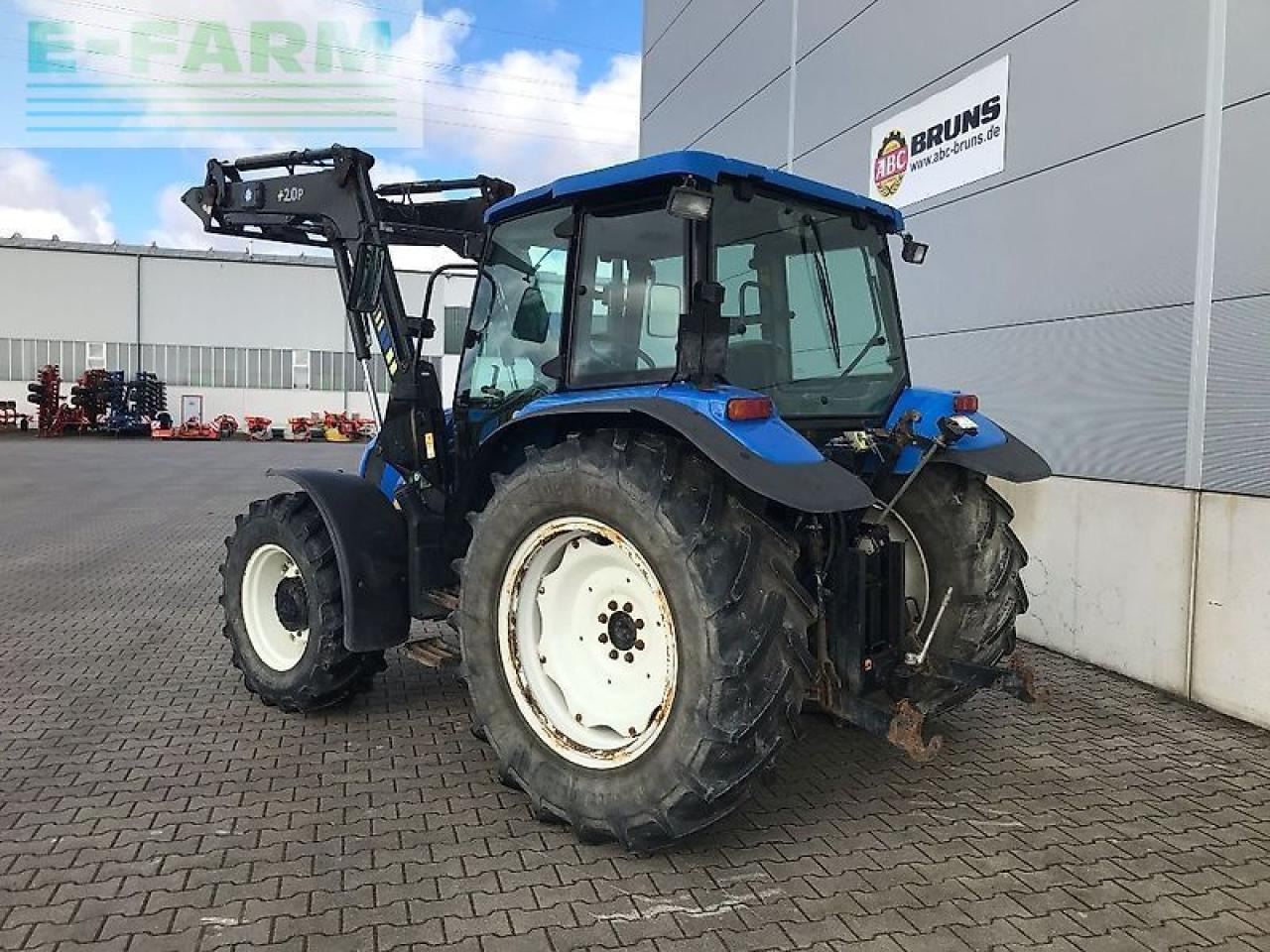 New Holland tl 90 a dt A - Traktor: slika 4 New Holland tl 90 a dt A - Traktor: slika 4