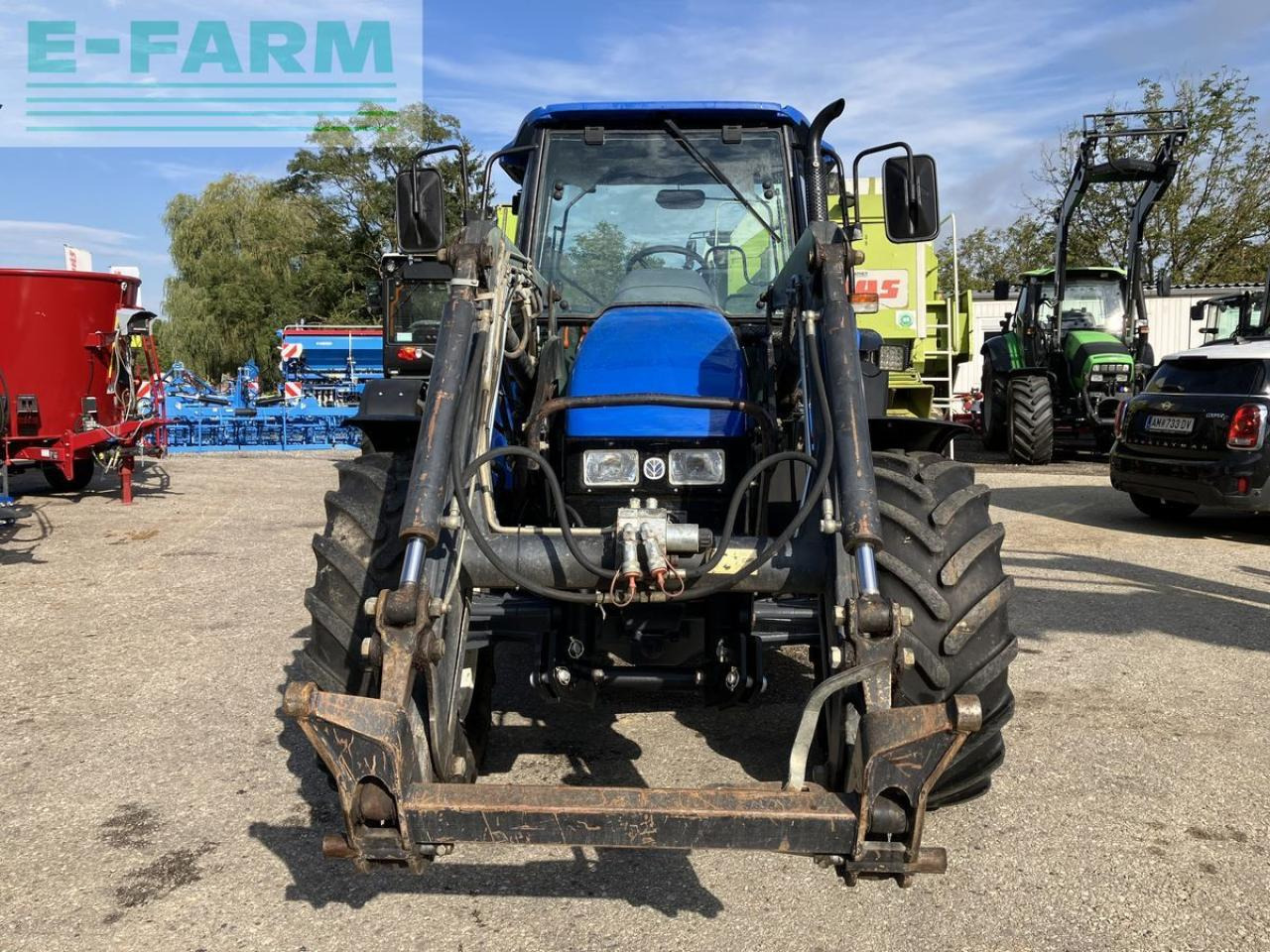 New Holland tl80 (4wd) - Traktor: slika 2 New Holland tl80 (4wd) - Traktor: slika 2