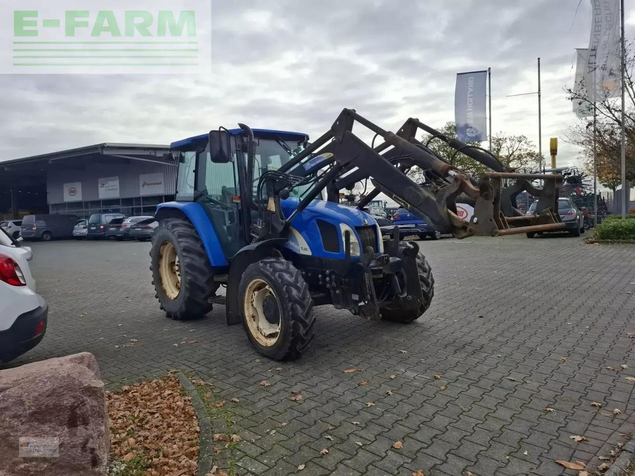 New Holland tla 80 - Traktor: slika 4 New Holland tla 80 - Traktor: slika 4