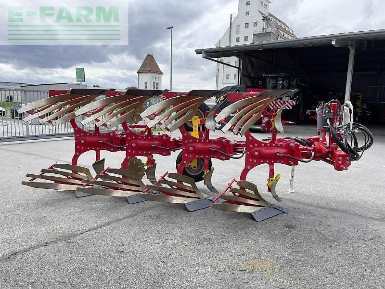 Pöttinger servo 3000 plus nova 4-scharig - Plug: slika 4 Pöttinger servo 3000 plus nova 4-scharig - Plug: slika 4