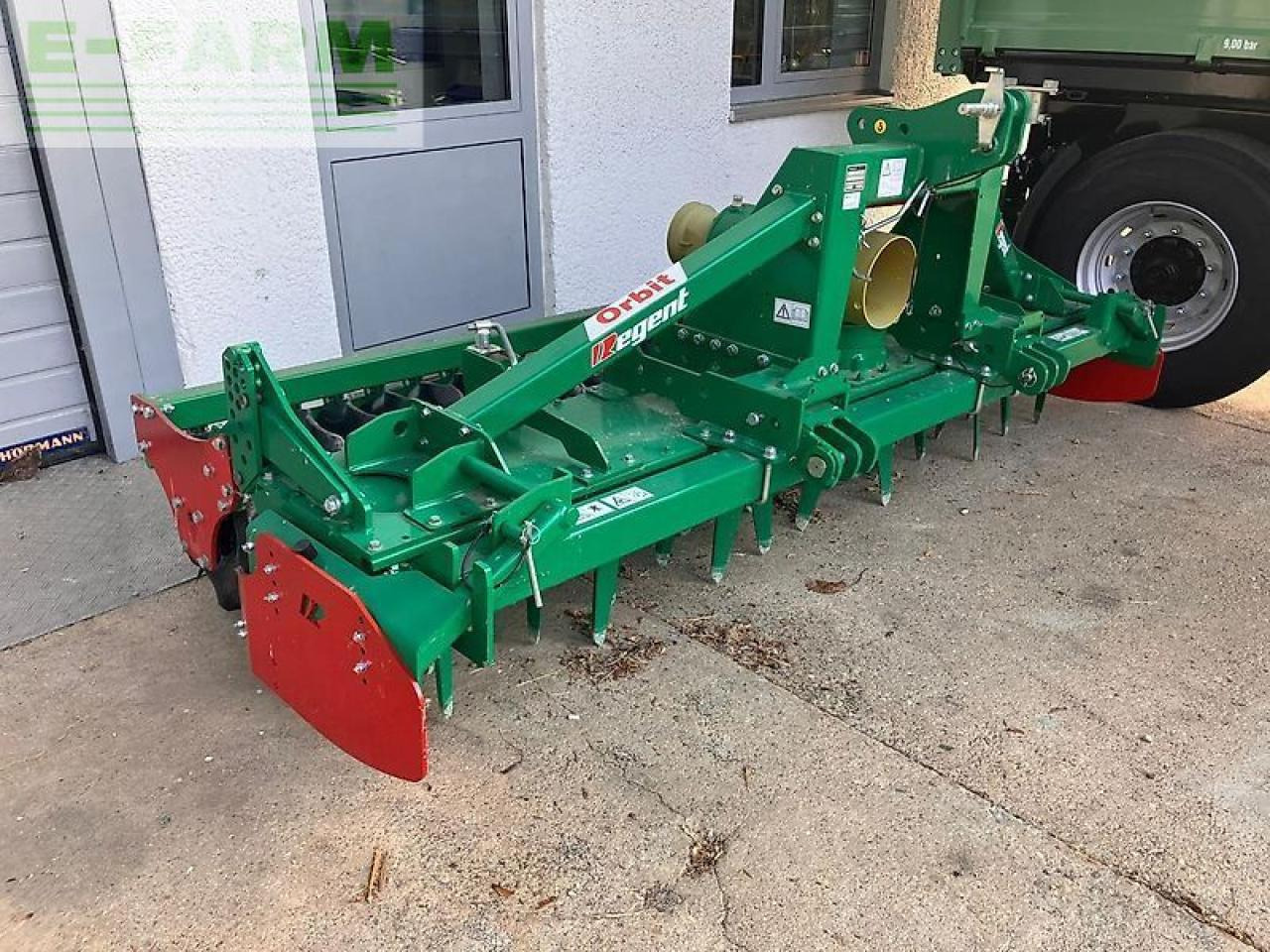 Regent orbit 3000 m - Oprema za obdelavo tal: slika 2 Regent orbit 3000 m - Oprema za obdelavo tal: slika 2