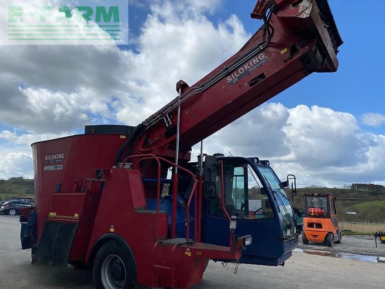 Siloking selbstfahrer 16m³ mit neuem motor - Oprema za živino: slika 1 Siloking selbstfahrer 16m³ mit neuem motor - Oprema za živino: slika 1