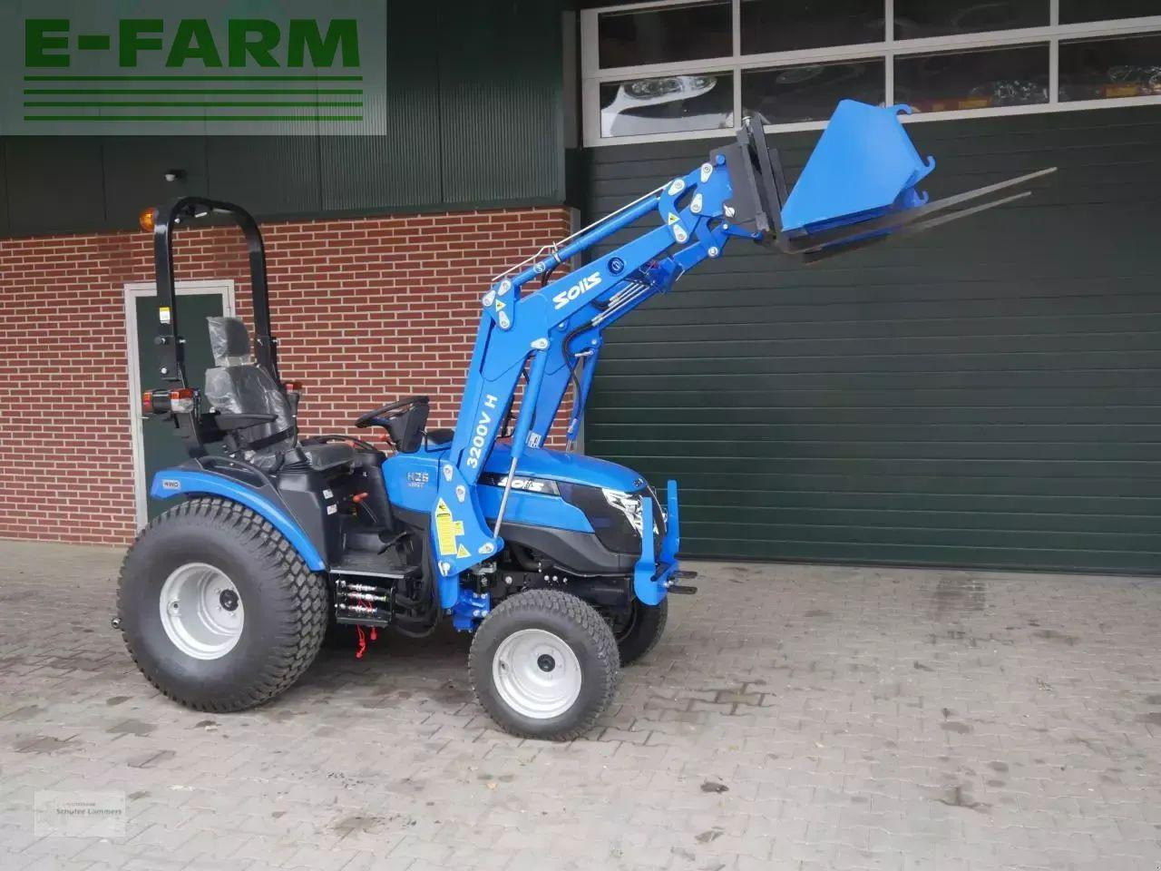 Solis 26 hst + frontlader - Traktor: slika 1 Solis 26 hst + frontlader - Traktor: slika 1