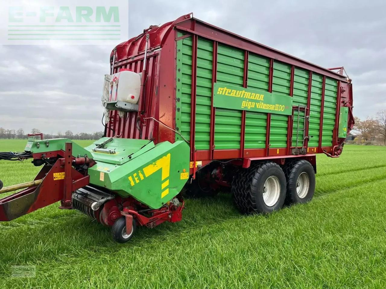 Strautmann giga vitesse 3 do - Samo-nakladalni voz: slika 1 Strautmann giga vitesse 3 do - Samo-nakladalni voz: slika 1