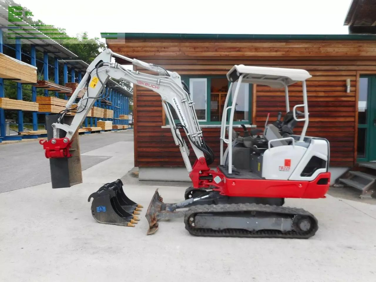 Takeuchi tb 225 mit powertilt + 3 löffel ( service neu ) - Mini bager: slika 1 Takeuchi tb 225 mit powertilt + 3 löffel ( service neu ) - Mini bager: slika 1