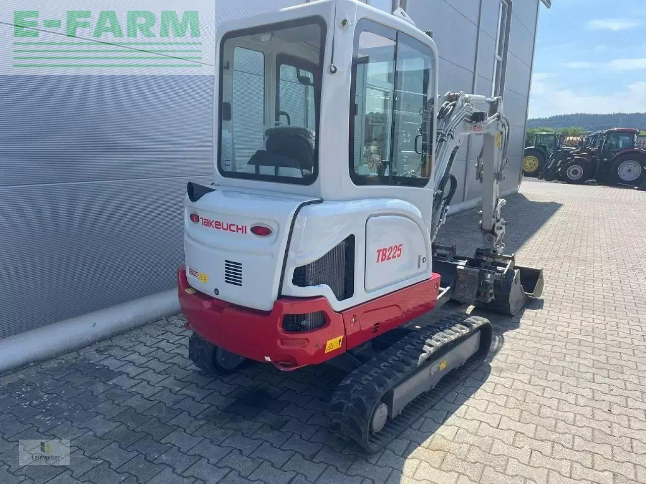 Takeuchi tb 225 v4 - Mini bager: slika 5 Takeuchi tb 225 v4 - Mini bager: slika 5
