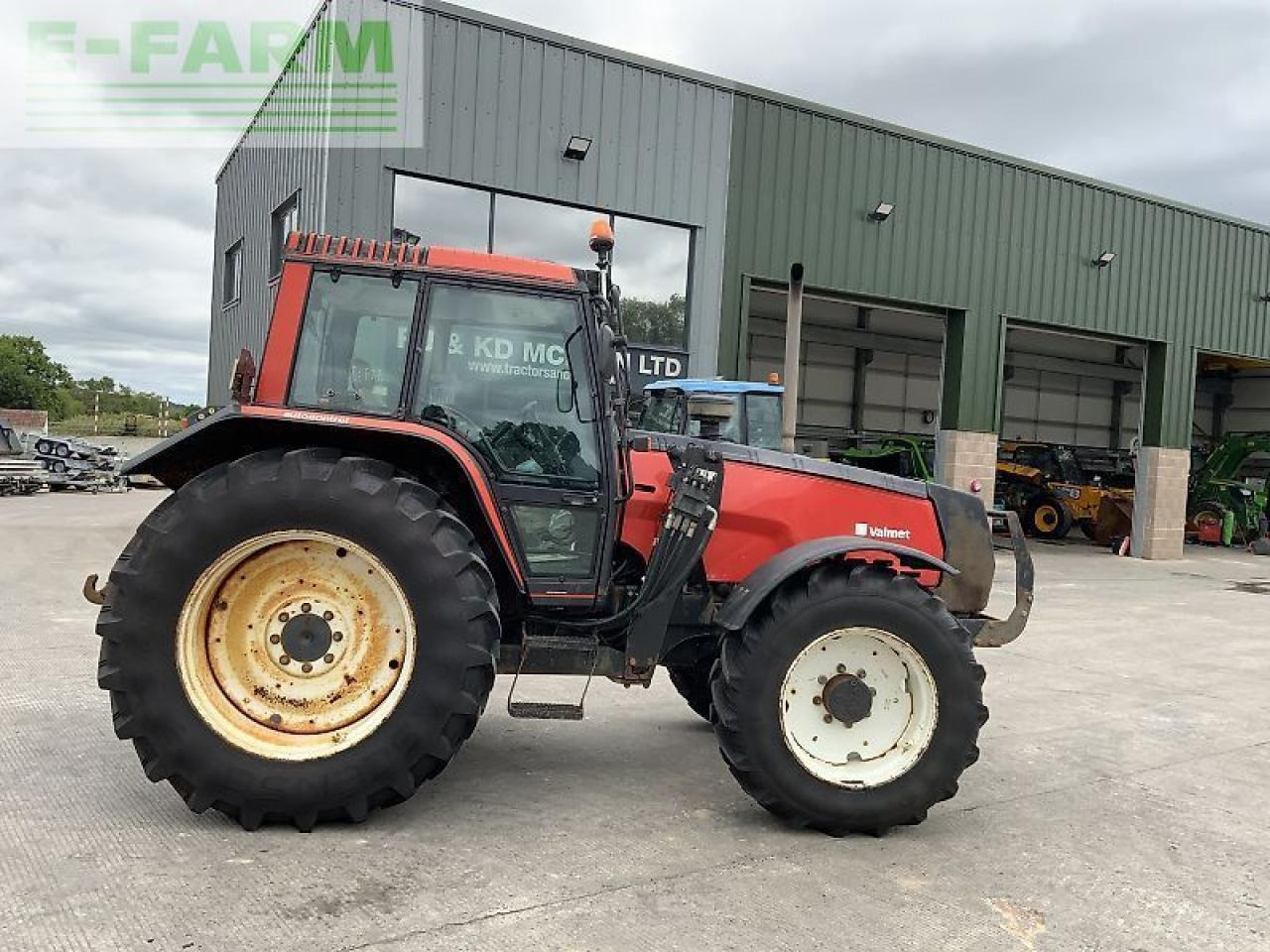 Valmet 8100 twin track reverse drive tractor - Traktor: slika 1 Valmet 8100 twin track reverse drive tractor - Traktor: slika 1