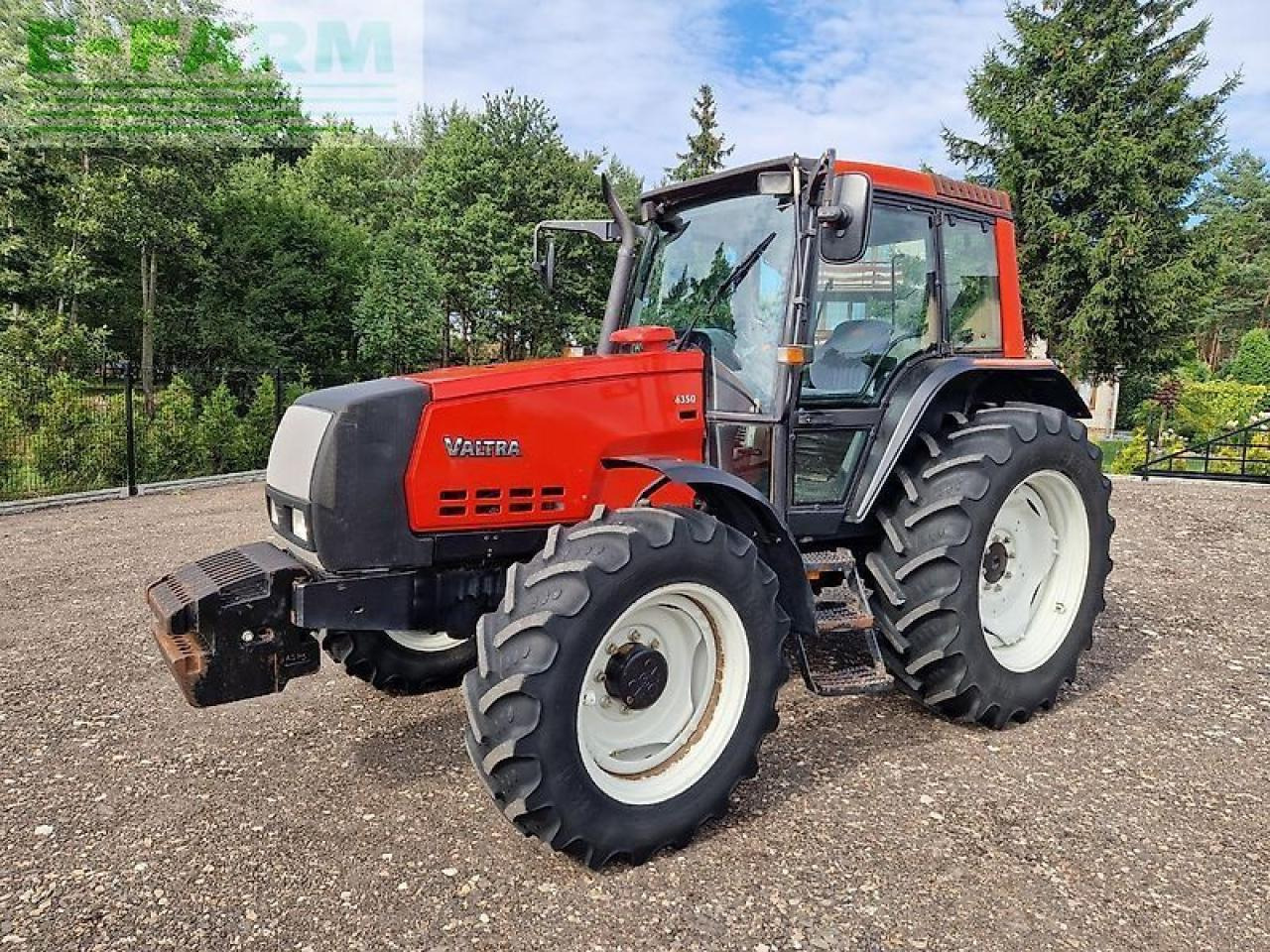Valtra 6350 - Traktor: slika 1 Valtra 6350 - Traktor: slika 1